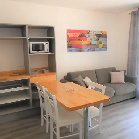 Appartement 4P Luchon Cures & Ski Soda Bagneres-de-Luchon Exterior photo